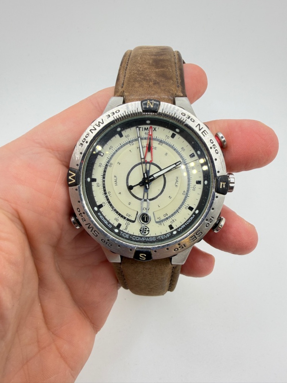 Pre-Owned MEN'S TIMEX,‎ T2N721, Quartz Compass Tide Temp 45mm Watch!